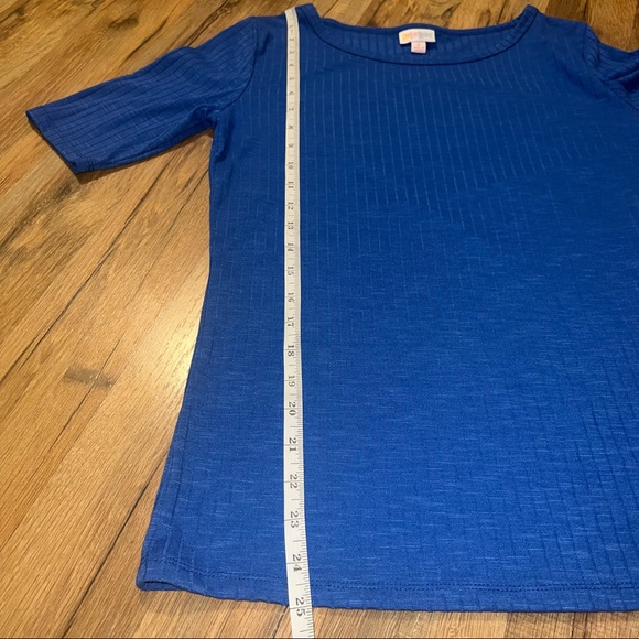 NWT Lula Roe textured gigi top - Picture 11 of 11